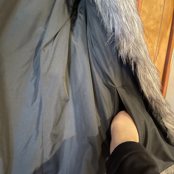 Beautiful Double Sided Faux Fur Coat🤩 - Picture 8 of 11